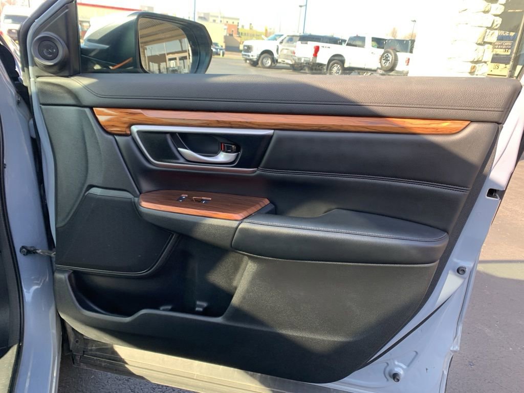 Used 2020 Honda CR-V Touring image 20