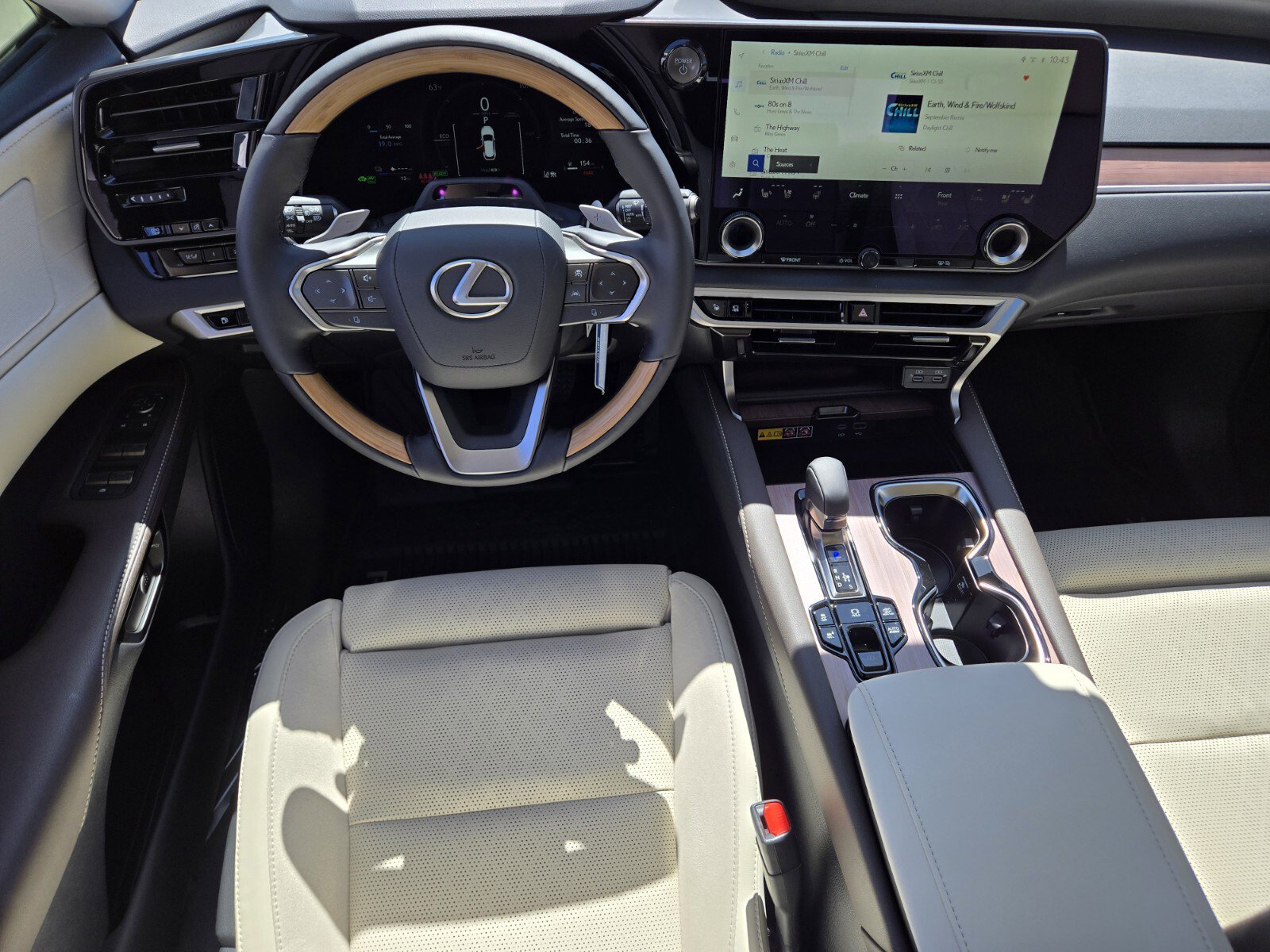 New 2026 Lexus RX 450h AWD image 9
