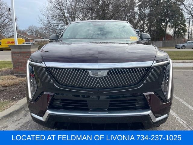 Used 2025 Cadillac Escalade IQ Luxury 1 w/ Smart Trailering package image 4