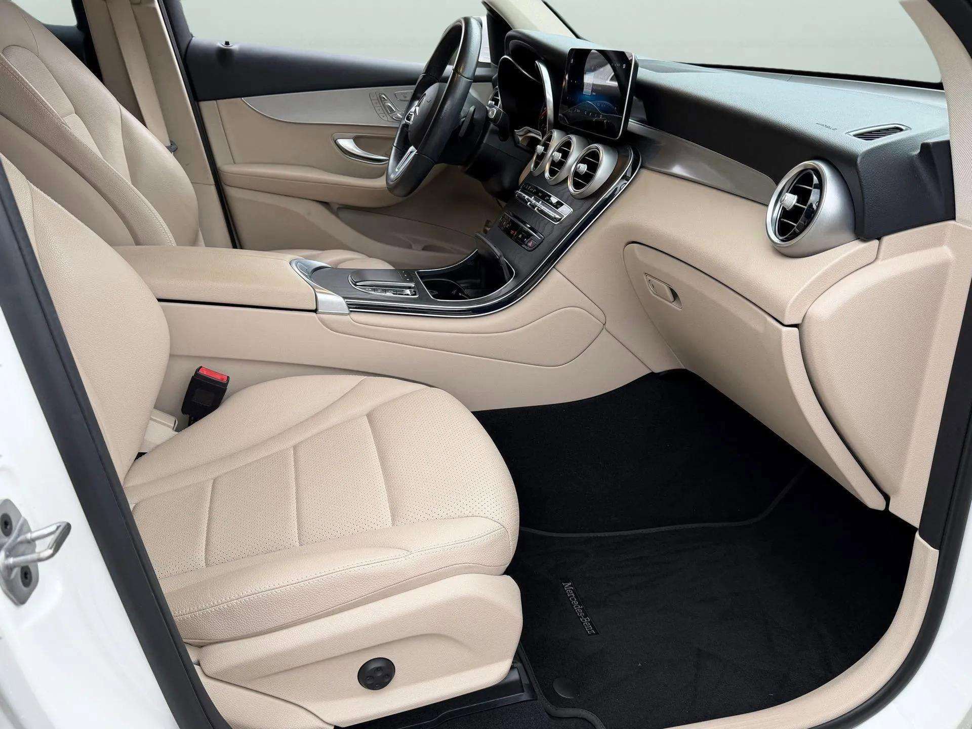 Used 2022 Mercedes-Benz GLC 300 image 15