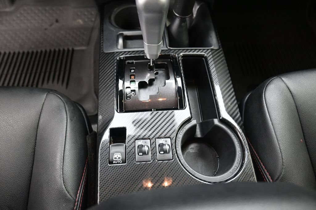 Used 2024 Toyota 4Runner TRD Off-Road Premium w/ Moonroof Package AWD/4WD image 10