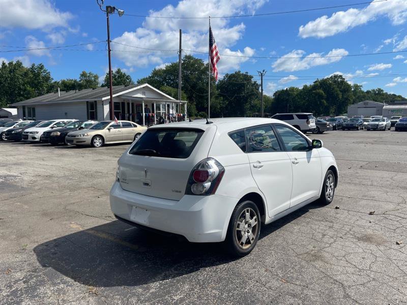 Used 2010 Pontiac Vibe w/ Preferred Package FWD image 5