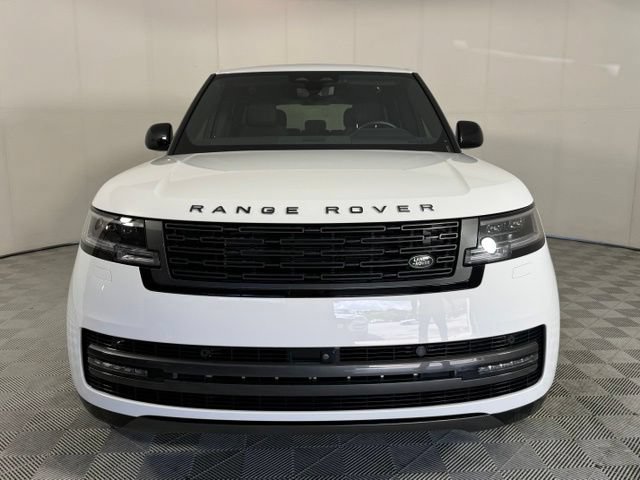 Used 2025 Land Rover Range Rover SE AWD/4WD image 7