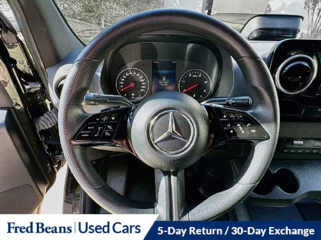 Used 2025 Mercedes-Benz Sprinter 2500 image 15