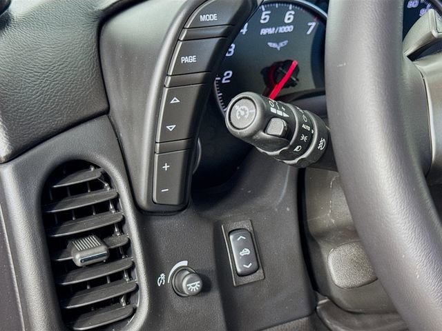 Used 2008 Chevrolet Corvette Convertible w/ Preferred Equipment Group RWD image 10