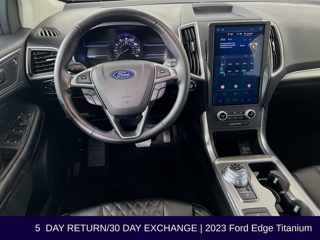 Used 2023 Ford Edge Titanium image 25