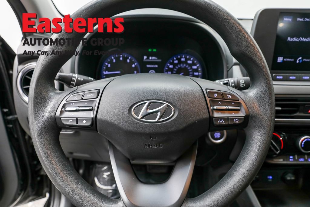 Used 2023 Hyundai Kona SEL image 10