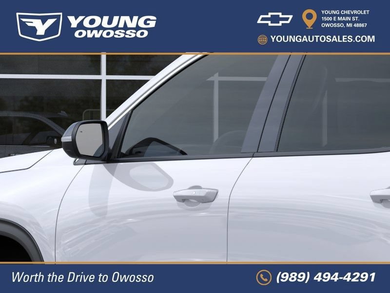 New 2027 Chevrolet Traverse LT w/ LPO, Floor Liner Package AWD/4WD image 13