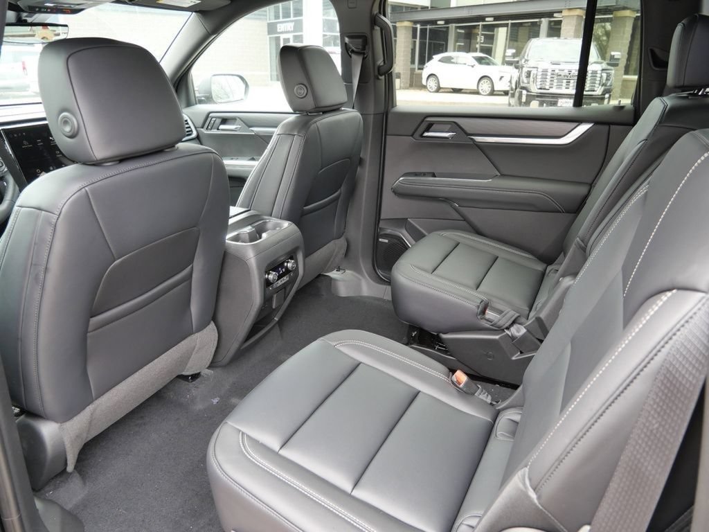 New 2026 GMC Acadia Elevation w/ Black Edition AWD/4WD image 33