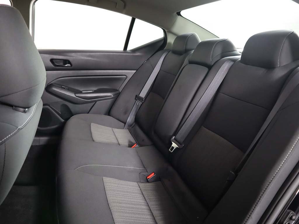Used 2024 Nissan Altima 2.5 SV AWD/4WD image 29