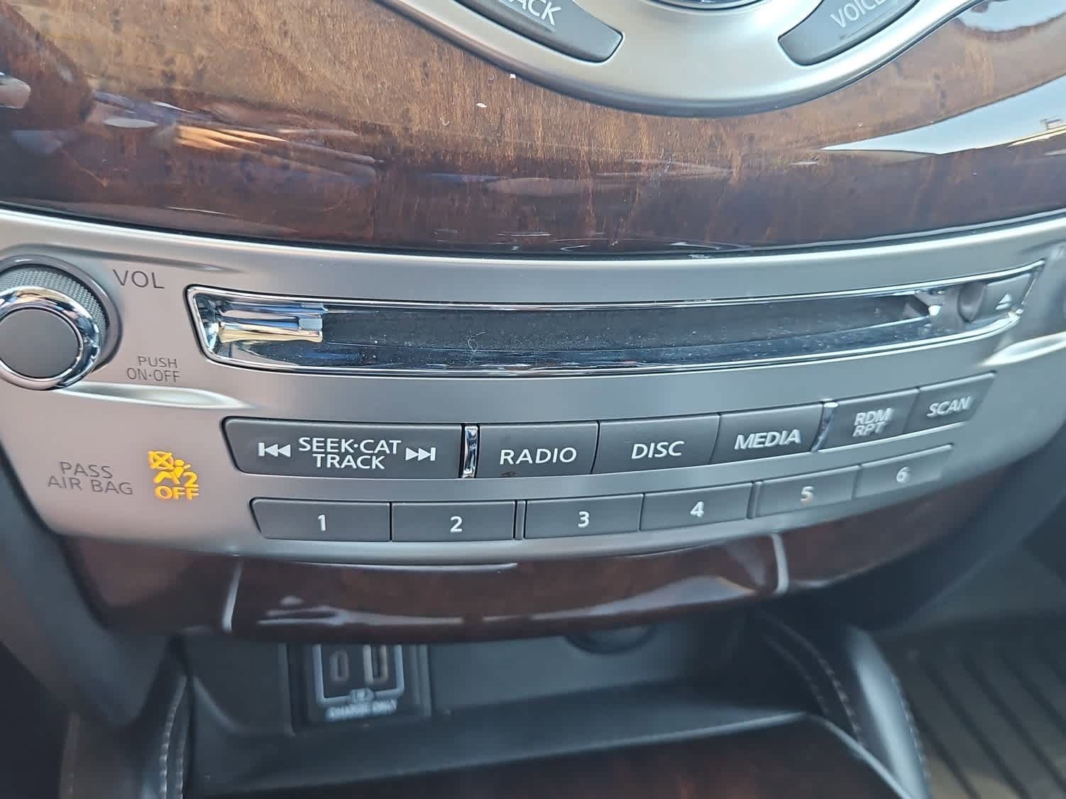 Used 2020 INFINITI QX60 Luxe w/ Sensory Package image 18