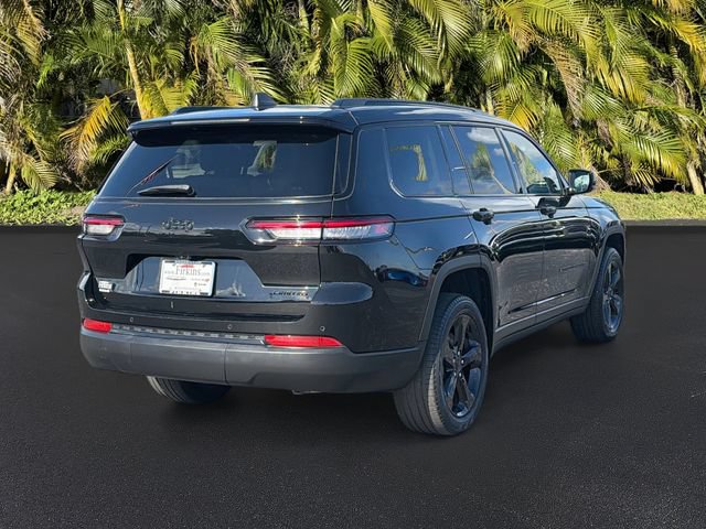 Used 2023 Jeep Grand Cherokee L Limited w/ Black Appearance Package RWD image 5