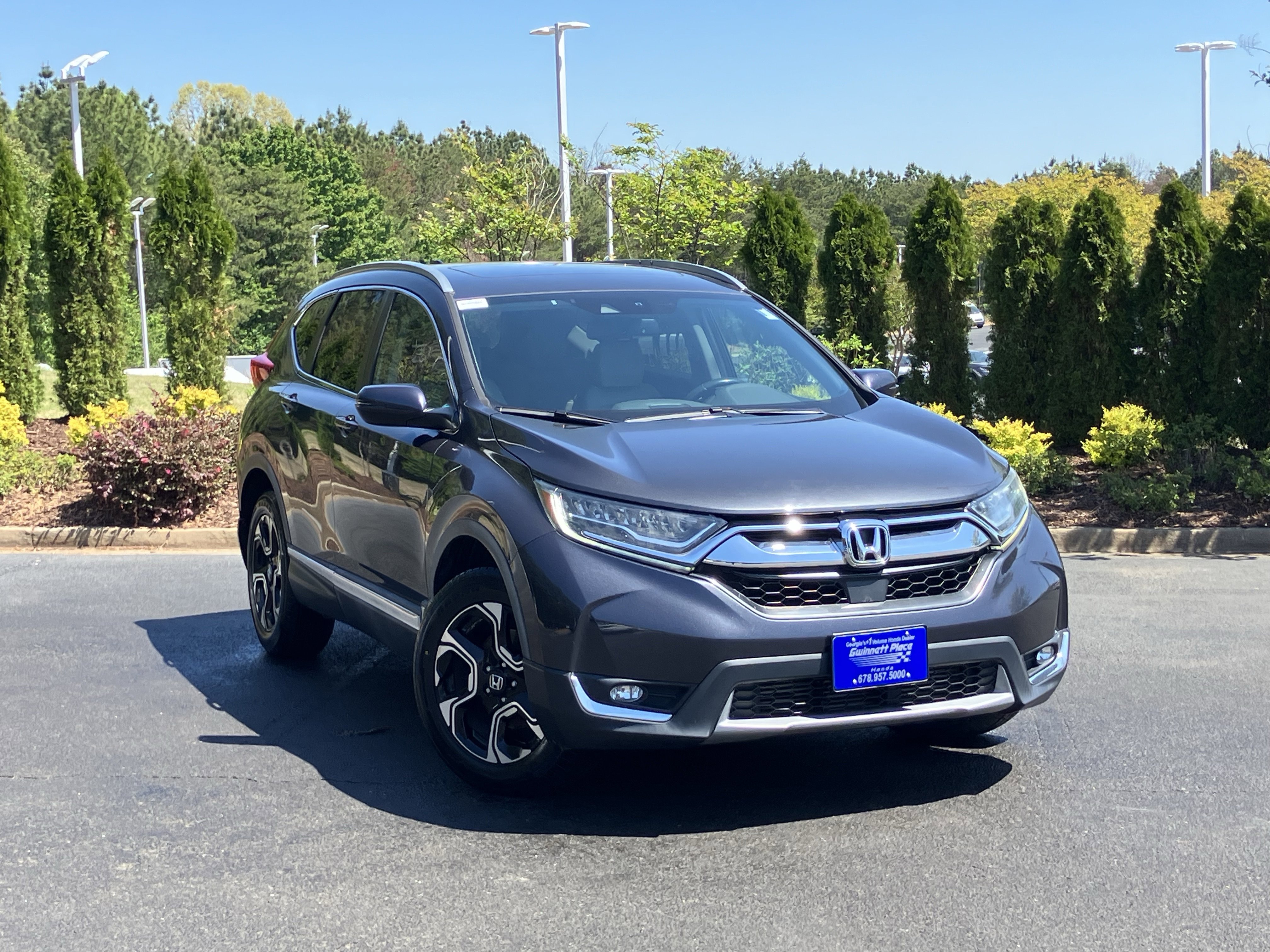 Used 2019 Honda CR-V Touring image 2