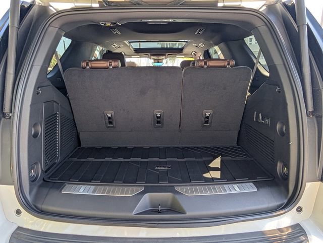 Used 2024 Chevrolet Tahoe High Country image 14