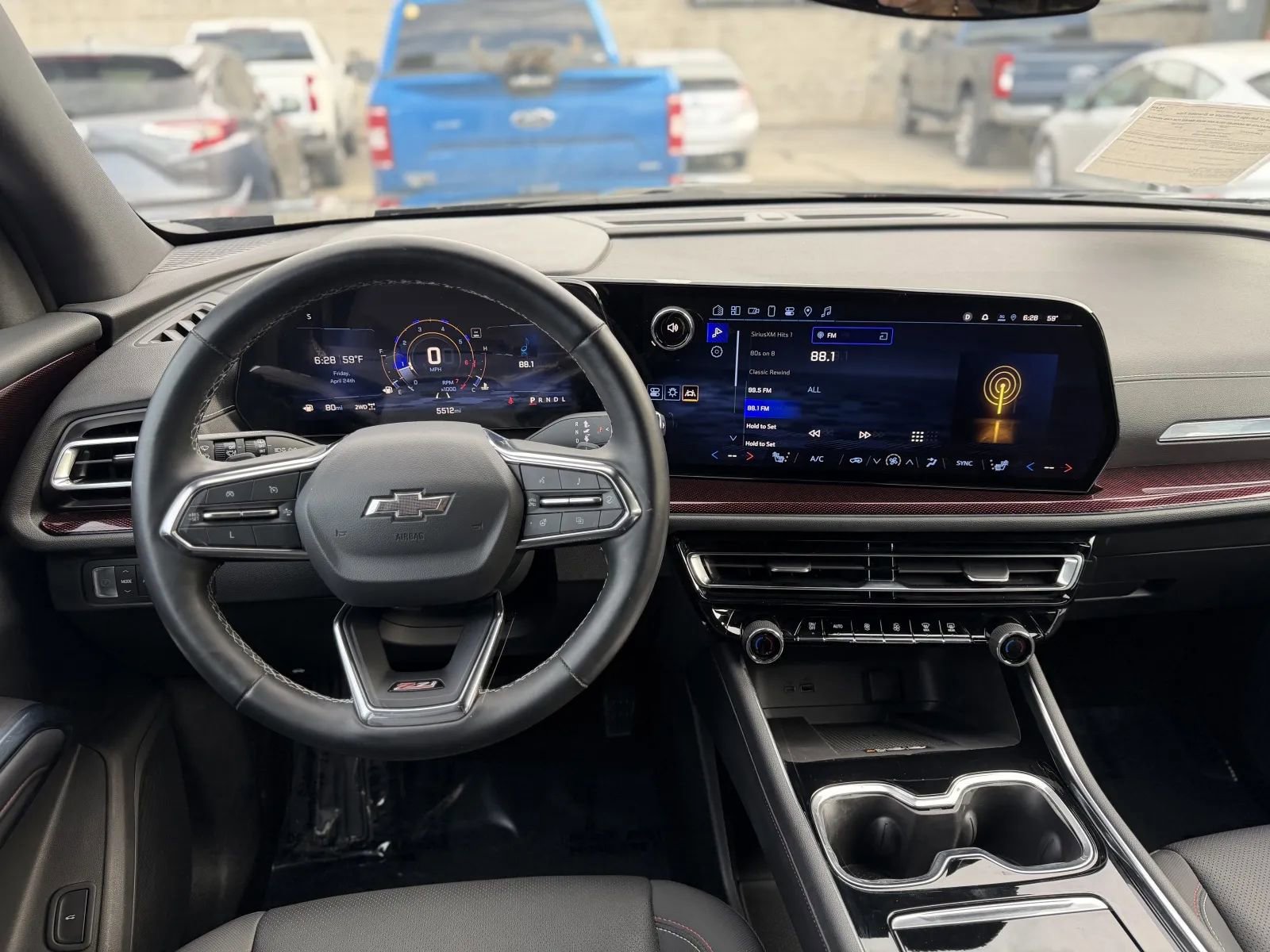 Used 2025 Chevrolet Traverse Z71 w/ Driver Confidence Package AWD/4WD image 23