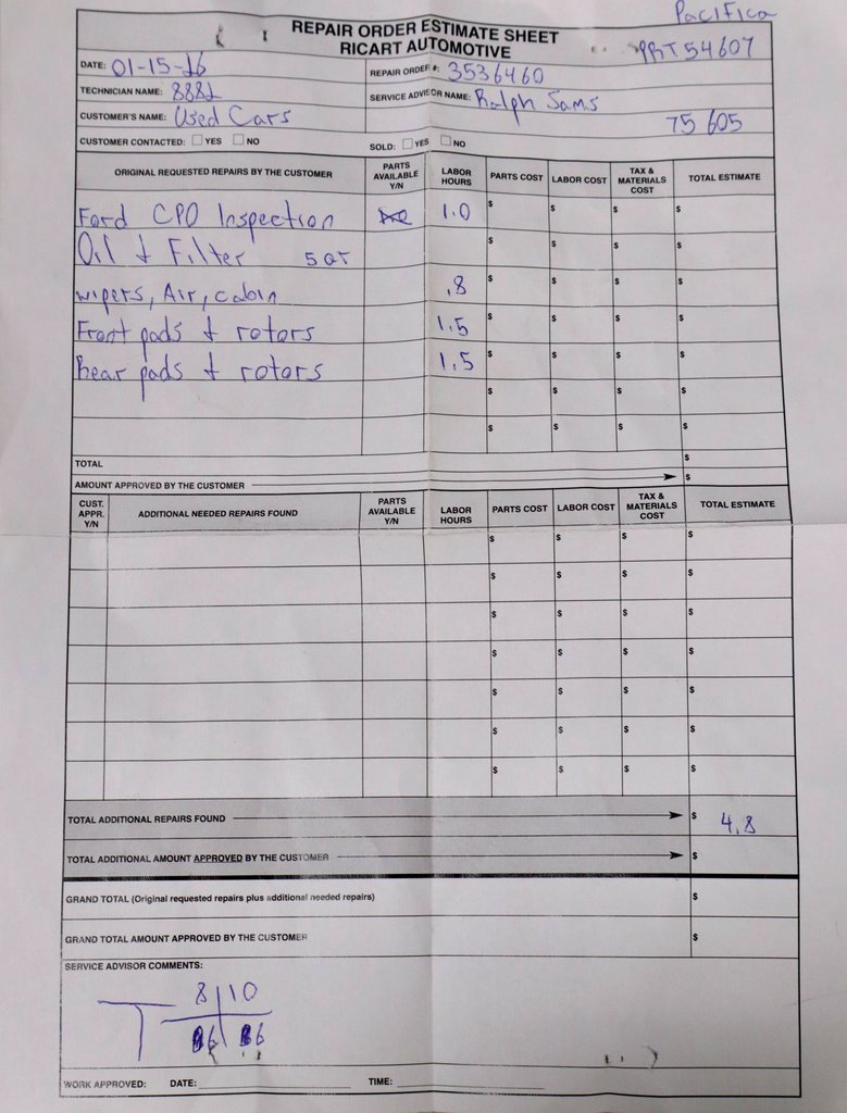 Used 2023 Chrysler Pacifica Touring-L image 4