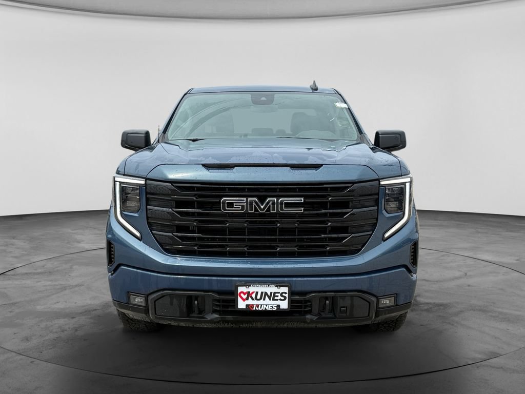 Used 2024 GMC Sierra 1500 Elevation w/ LPO, Elevation Black Package AWD/4WD image 3