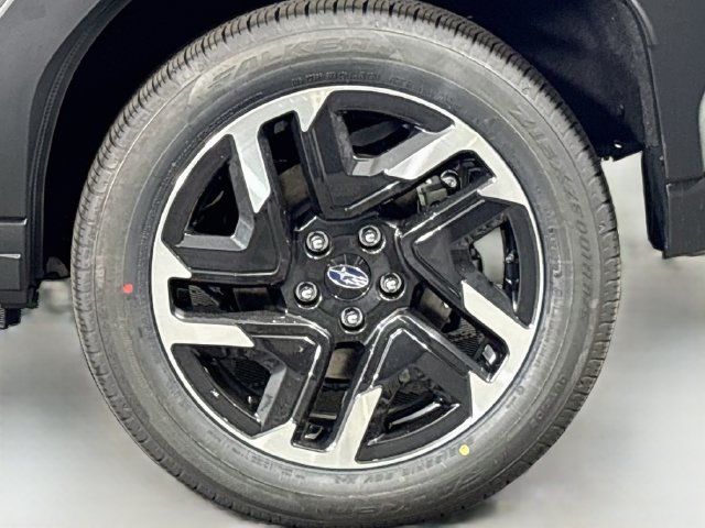 New 2026 Subaru Forester Premium AWD/4WD image 31