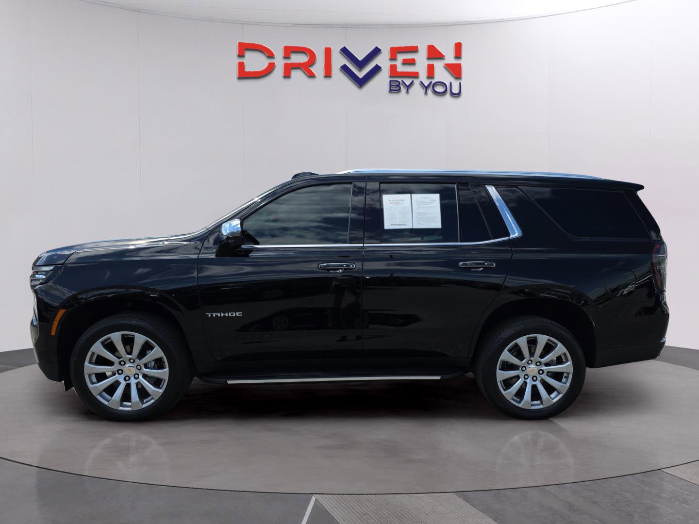 Used 2026 Chevrolet Tahoe Premier w/ Sun And Tow Package image 2