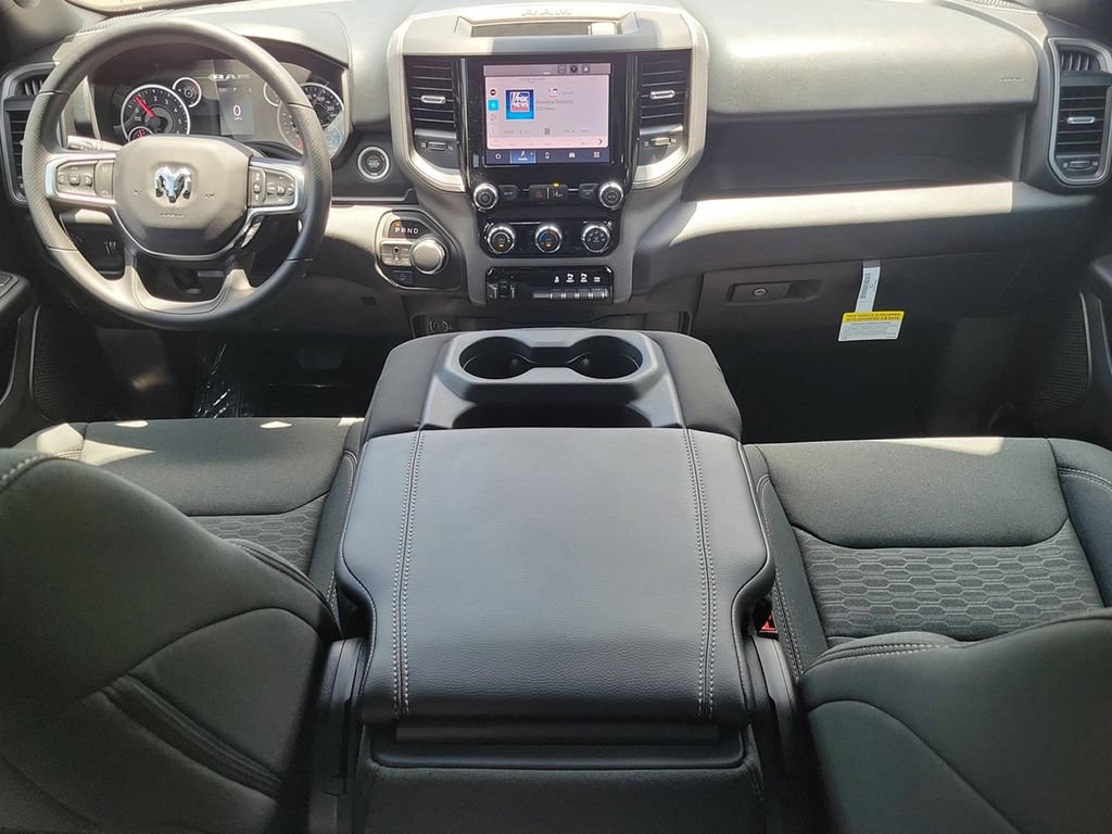 New 2026 RAM 1500 Express AWD/4WD image 10