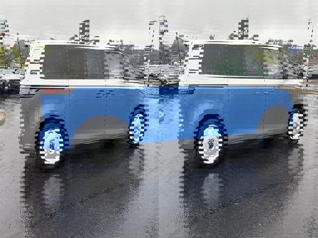 New 2025 Volkswagen ID. Buzz 1st Edition image 4
