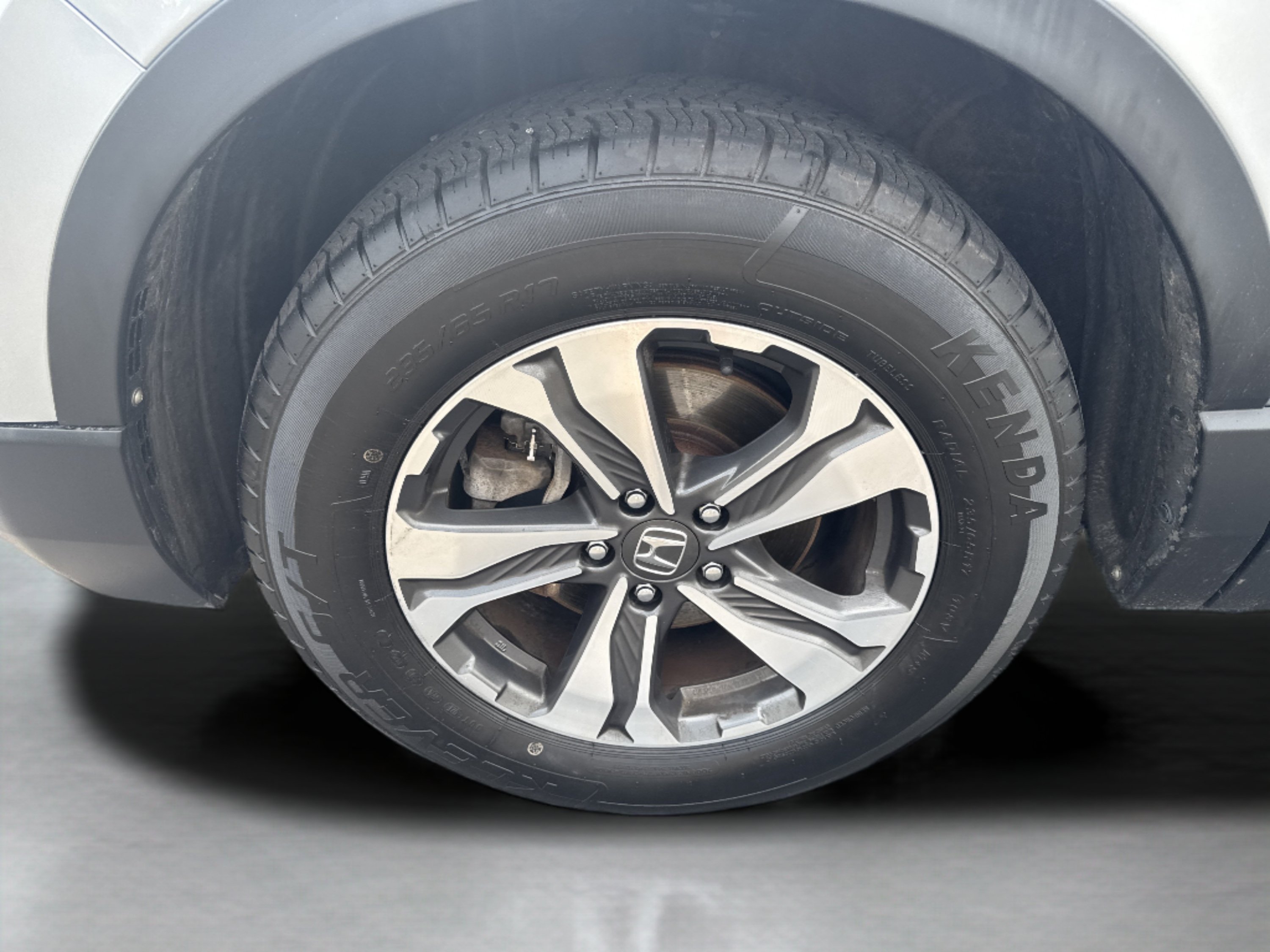 Used 2019 Honda CR-V LX image 9