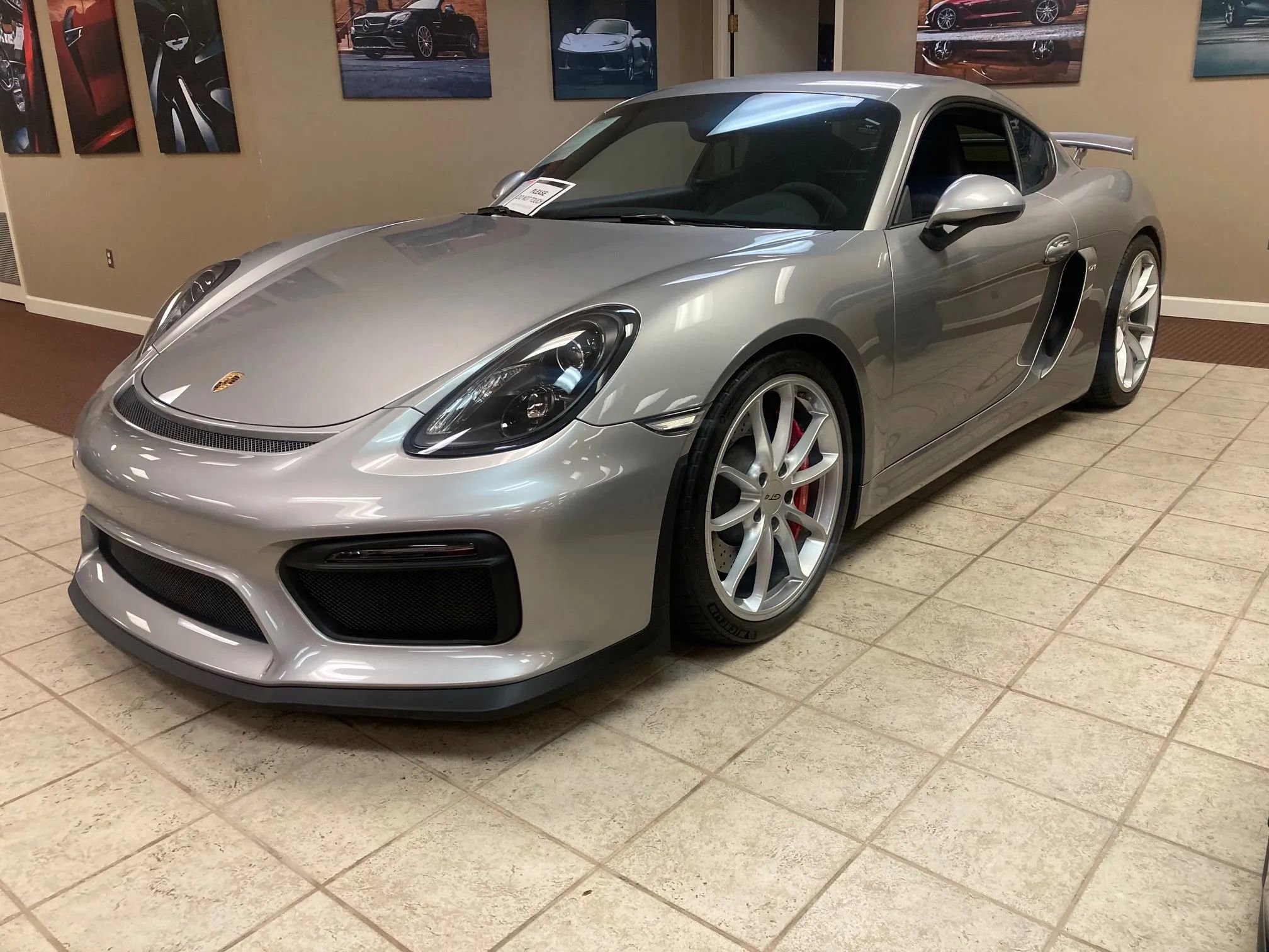 Used 2016 Porsche Cayman GT4 image 2