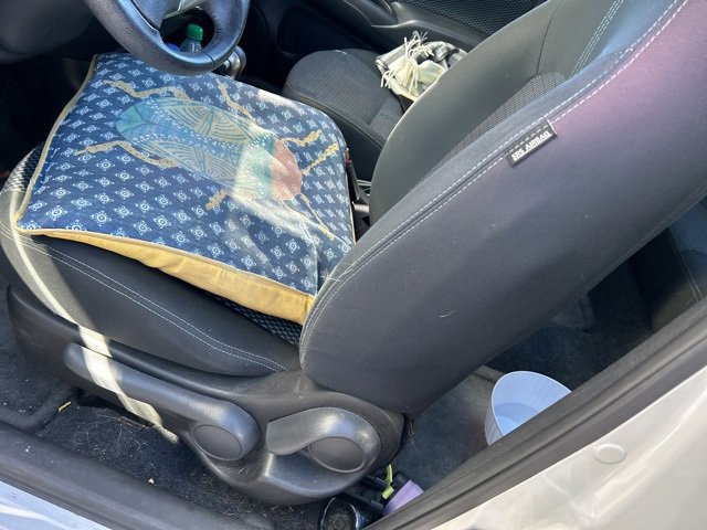 Used 2015 Nissan Versa Note SV image 18