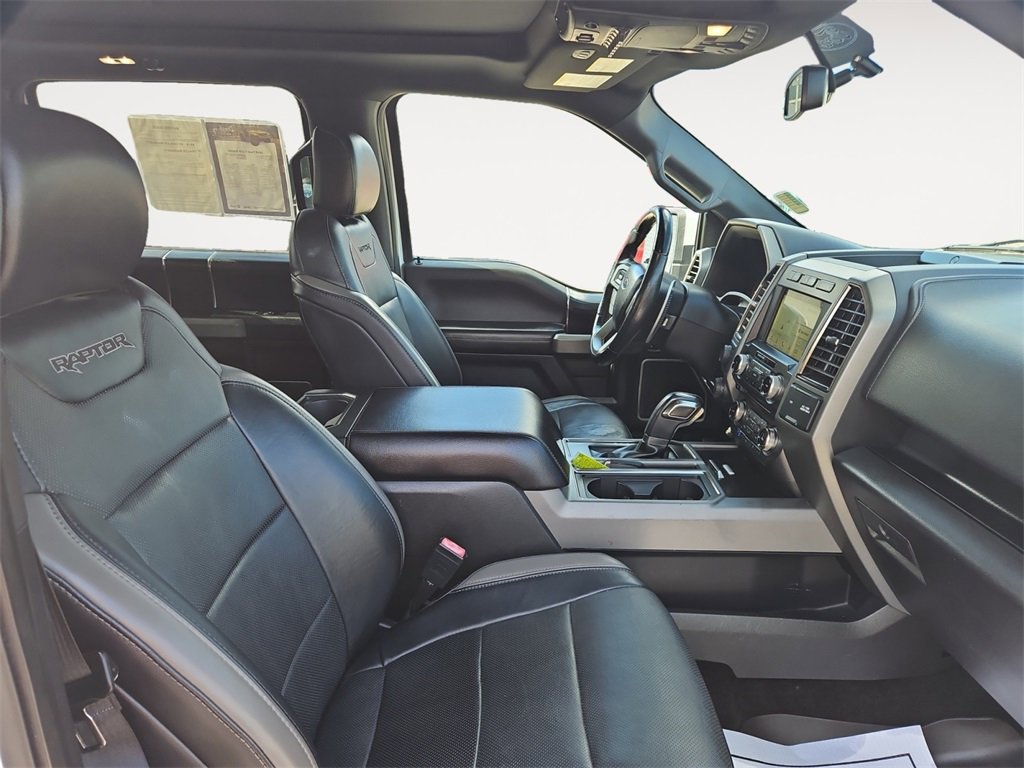 Used 2018 Ford F150 Raptor w/ Equipment Group 802A Luxury image 15