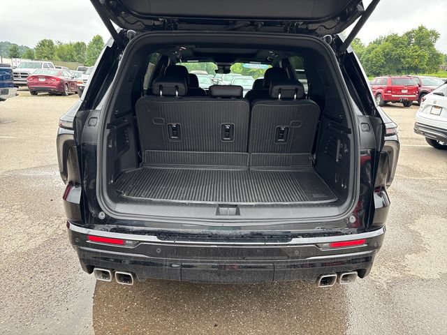Used 2026 Chevrolet Traverse RS w/ LPO, Floor Liner Package AWD/4WD image 24