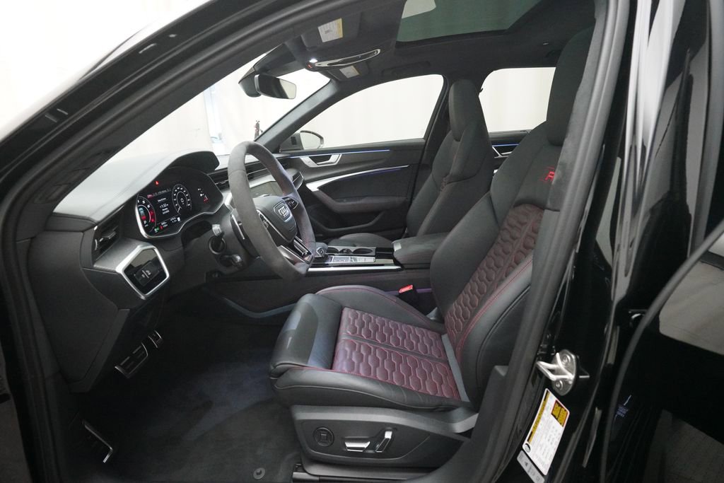 Used 2025 Audi RS 6 performance image 18