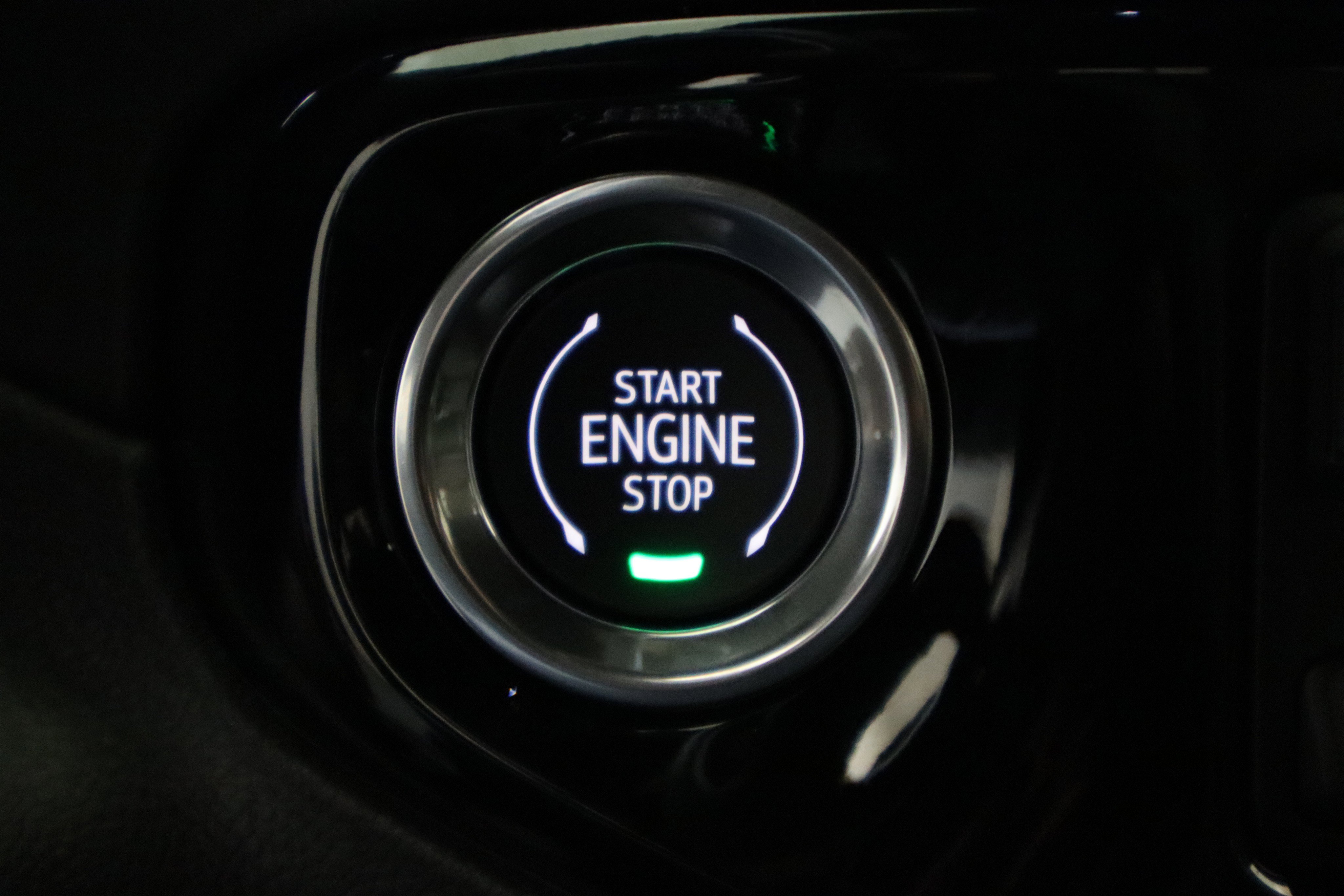 New 2026 Chevrolet Silverado 1500 ZR2 w/ Dark Appearance Package image 31