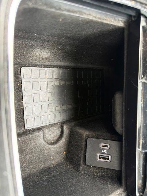 Used 2023 Lincoln Nautilus Reserve AWD/4WD image 19