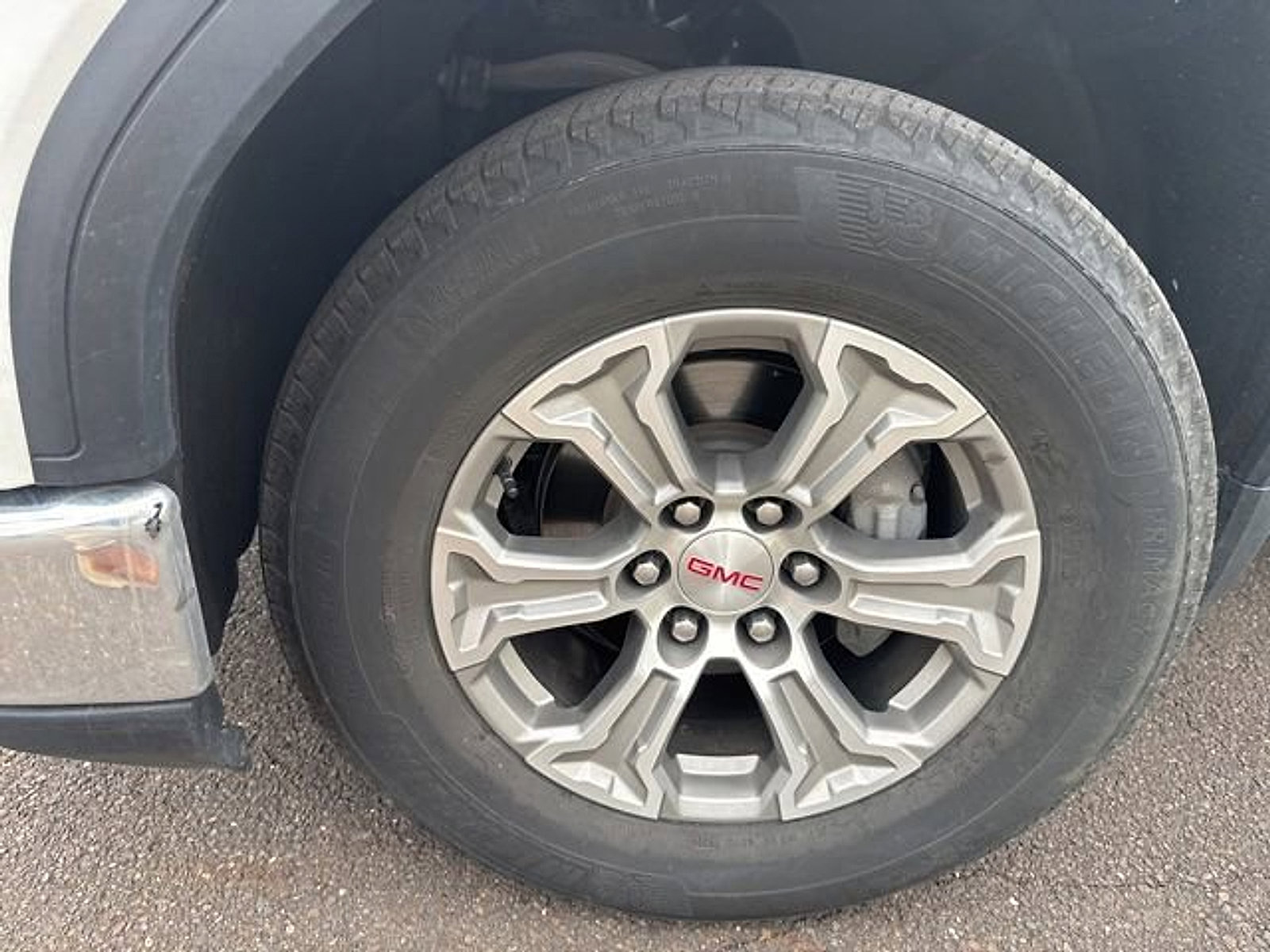 Used 2025 GMC Sierra 1500 SLT AWD/4WD image 6