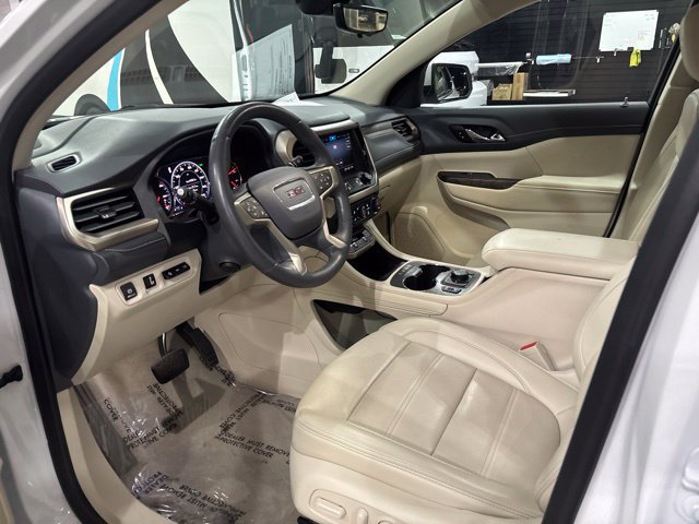 Used 2023 GMC Acadia Denali w/ Denali Ultimate Package AWD/4WD image 15