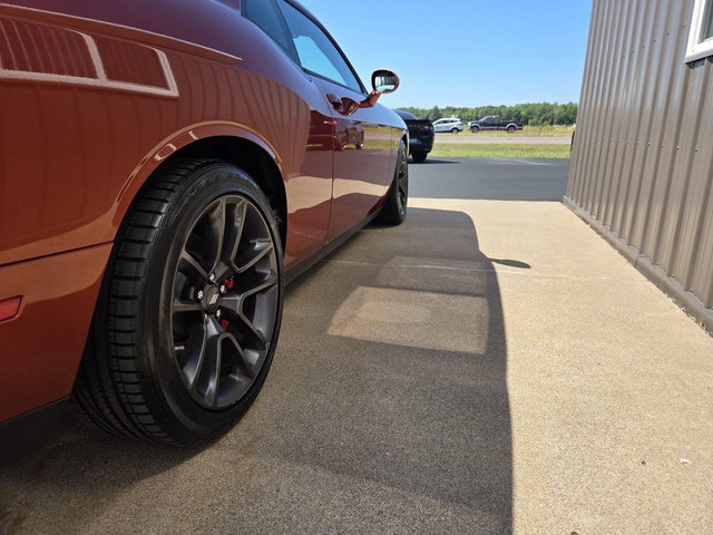 Used 2021 Dodge Challenger R/T Scat Pack w/ Shaker Package RWD image 11
