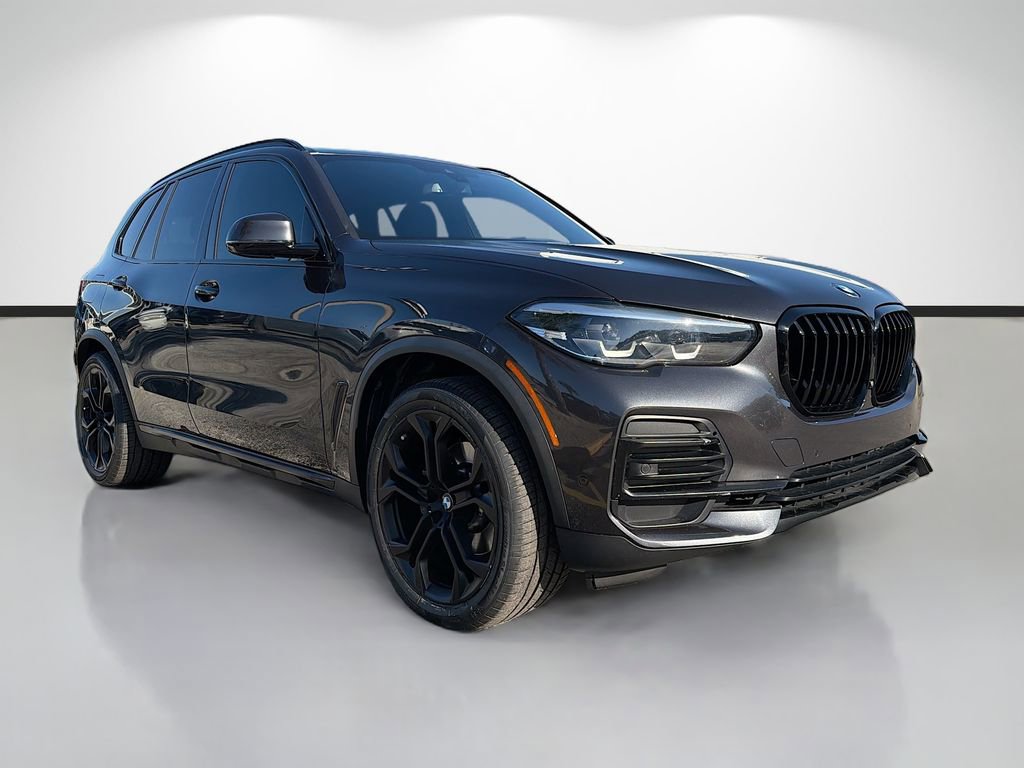 Used 2023 BMW X5 sDrive40i w/ Premium Package RWD image 1