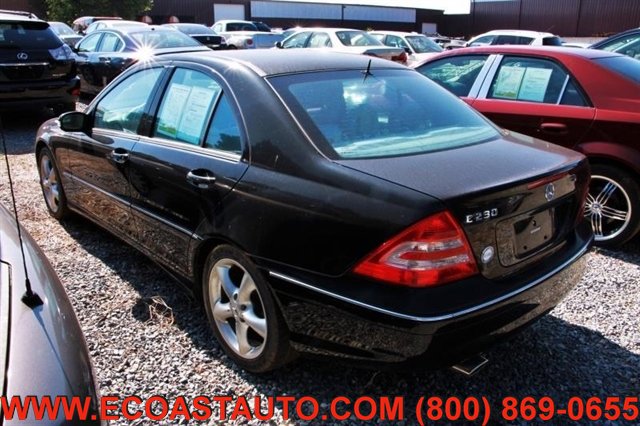 Used 2006 Mercedes-Benz C 230 Sedan image 3