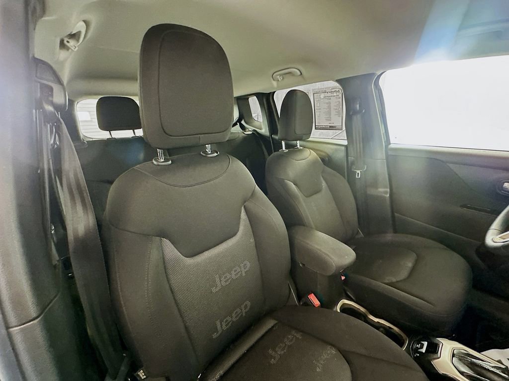 Used 2017 Jeep Renegade Sport w/ Power & Air Group image 25