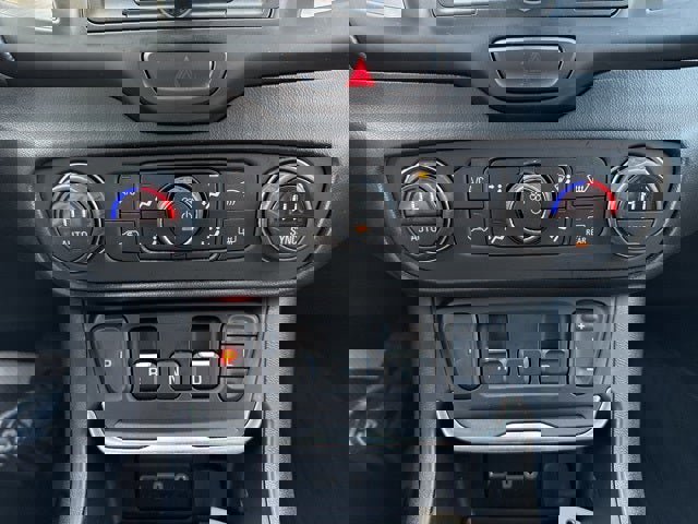 Used 2019 GMC Terrain SLE w/ Driver Convenience Package image 29