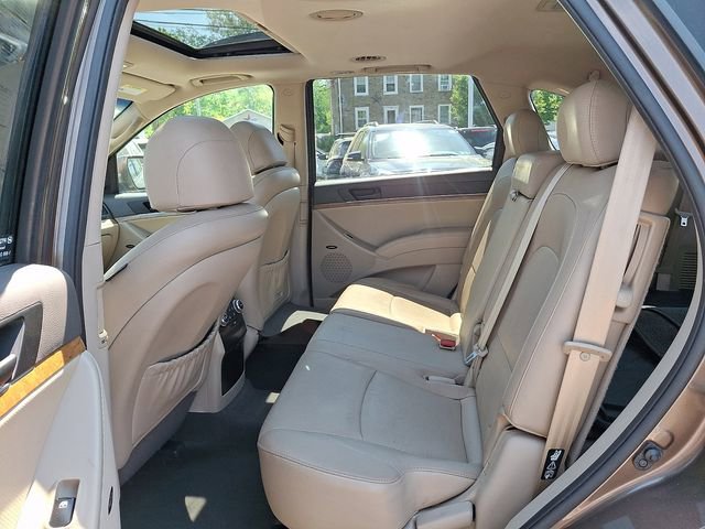 Used 2012 Hyundai Veracruz Limited w/ Navigation Pkg AWD/4WD image 13