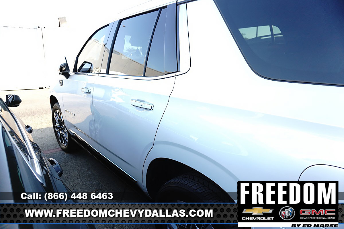 Used 2023 GMC Yukon Denali Ultimate AWD/4WD image 9