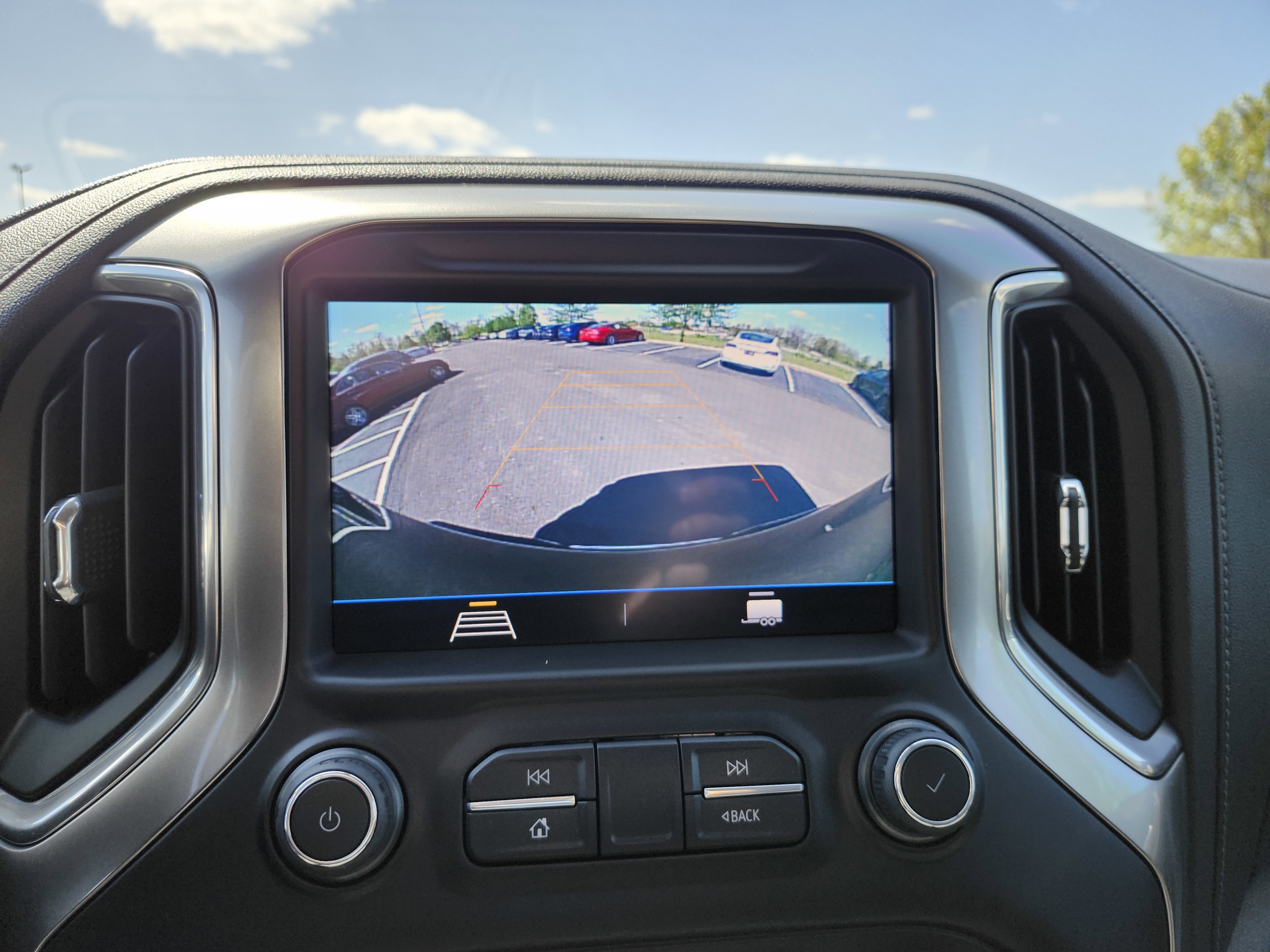 Used 2019 Chevrolet Silverado 1500 LT w/ All-Star Edition image 2