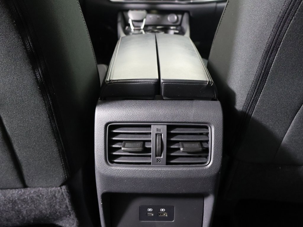 Used 2022 Nissan Rogue SV image 23