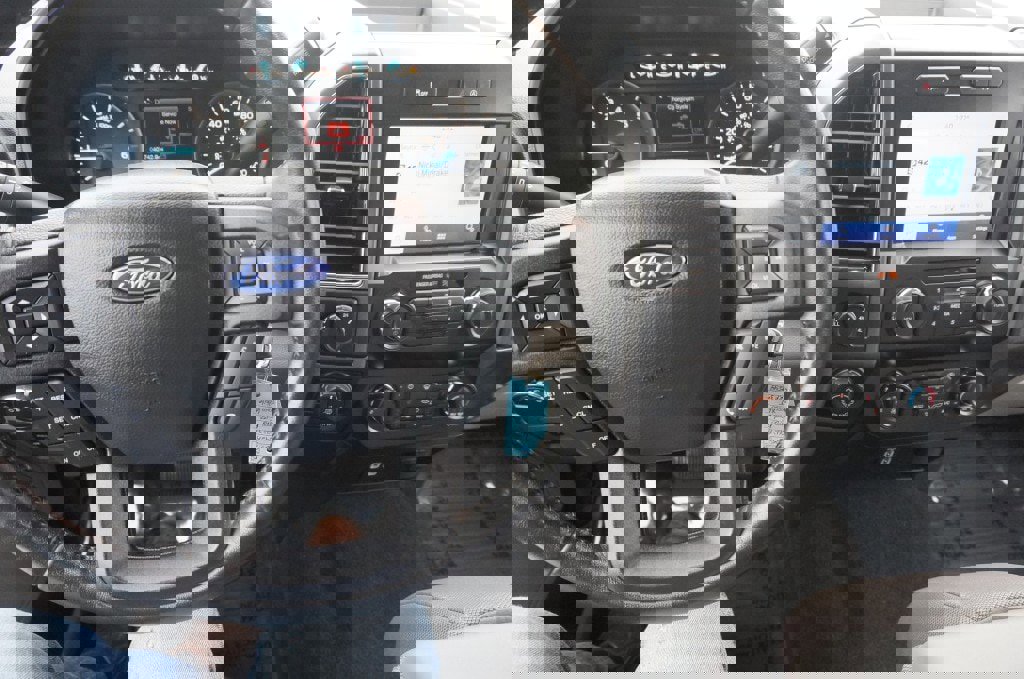 Used 2020 Ford F150 XLT w/ Equipment Group 302A Luxury image 10