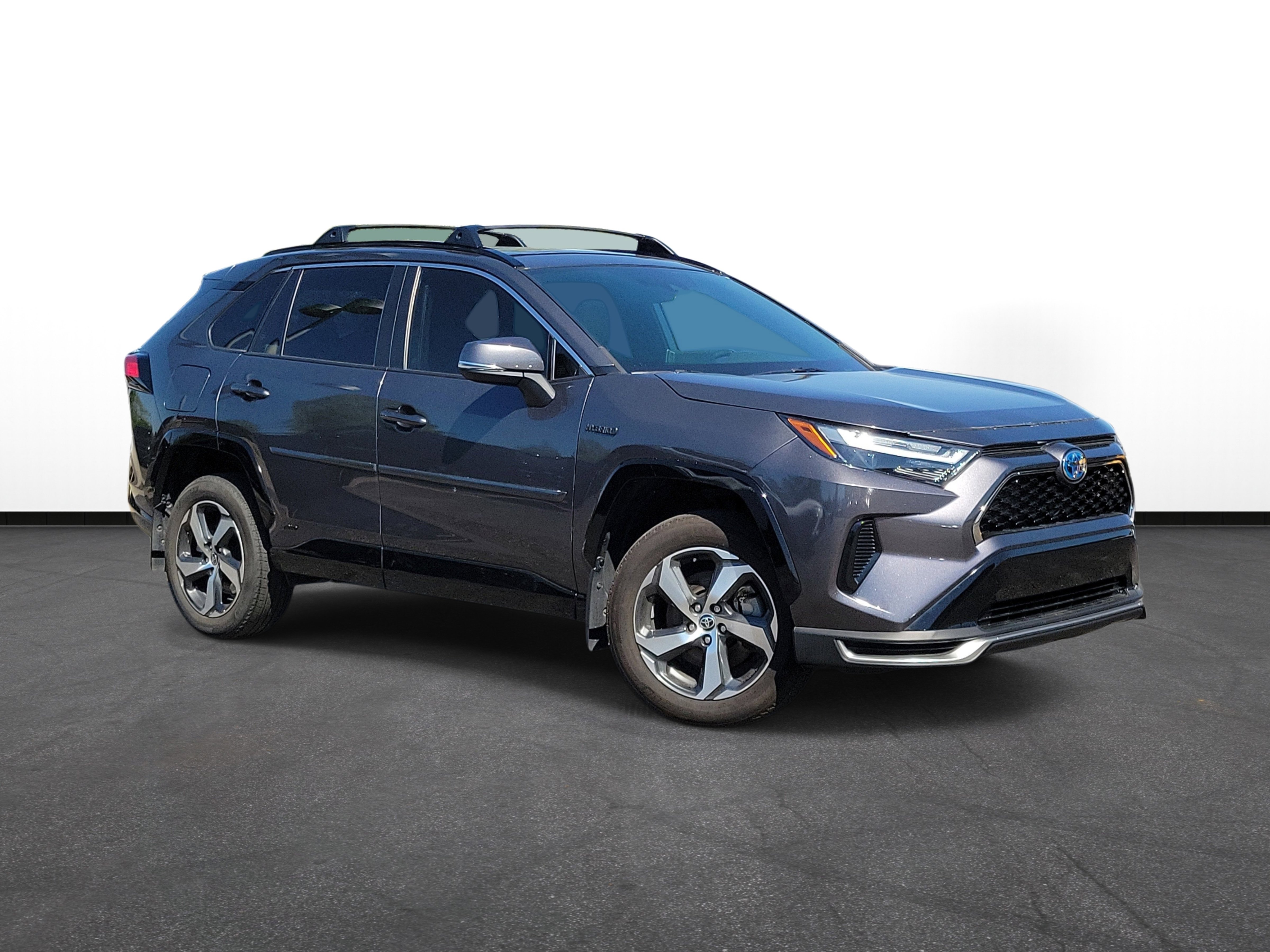Used 2023 Toyota RAV4 SE w/ Weather & Moonroof Package AWD/4WD image 1