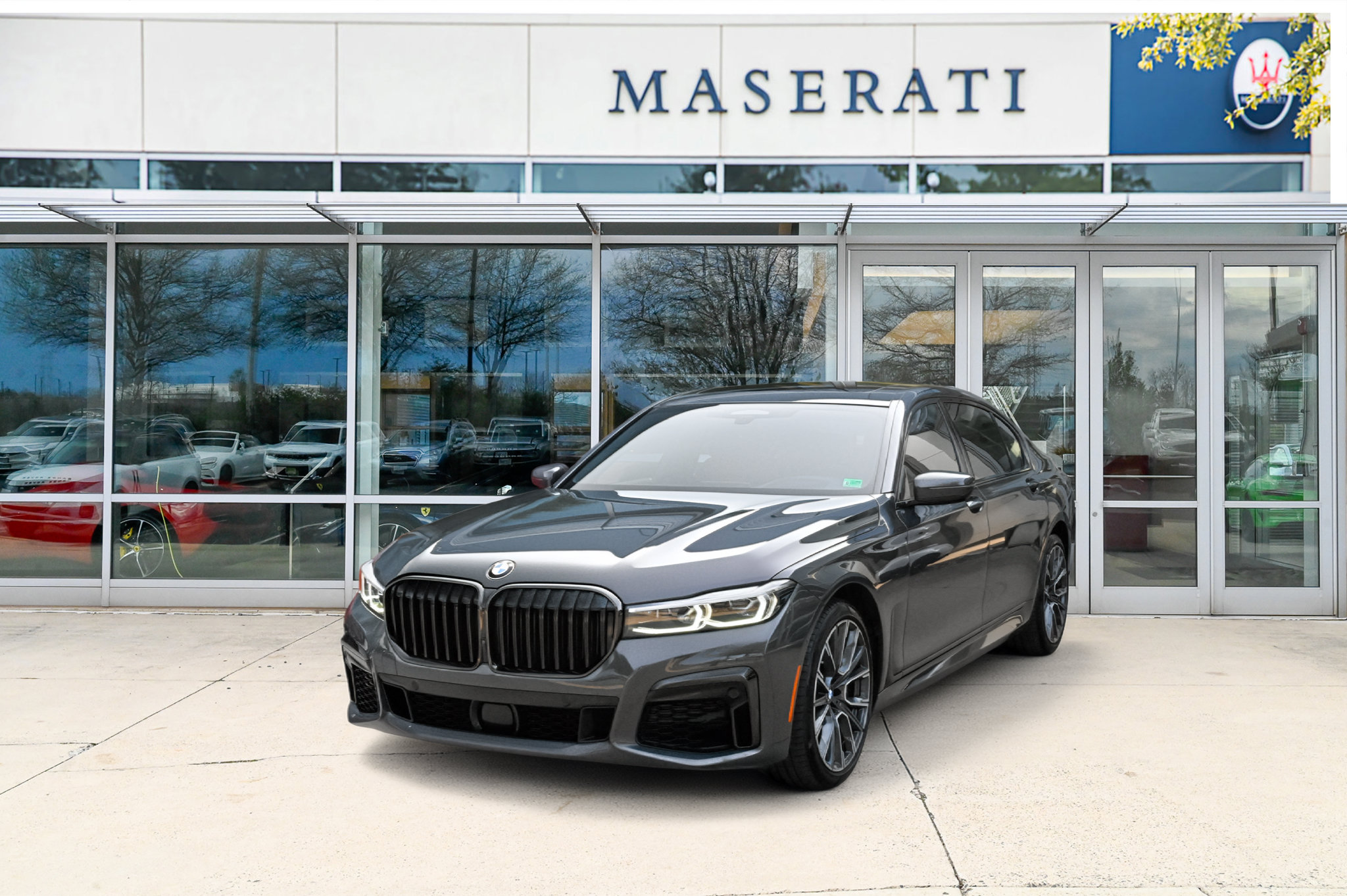 Used 2021 BMW 750i xDrive w/ Luxury Rear Seating Package AWD/4WD image 1