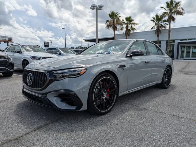 New 2026 Mercedes-Benz E 53 AMG e 4MATIC Sedan image 9