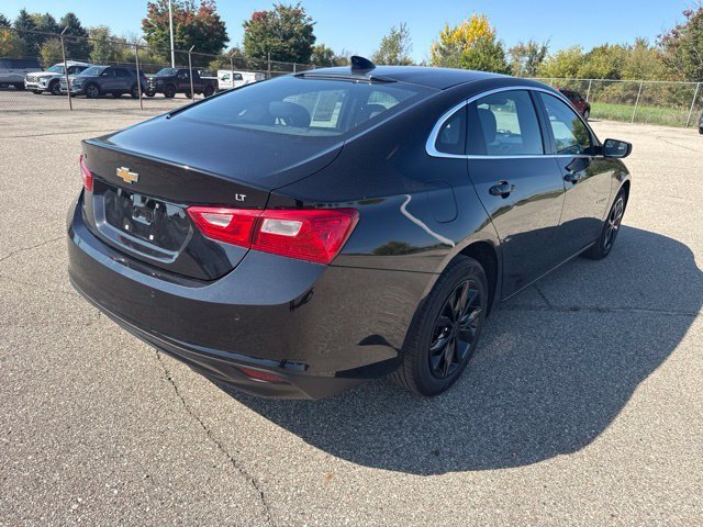 Used 2025 Chevrolet Malibu LT FWD image 8