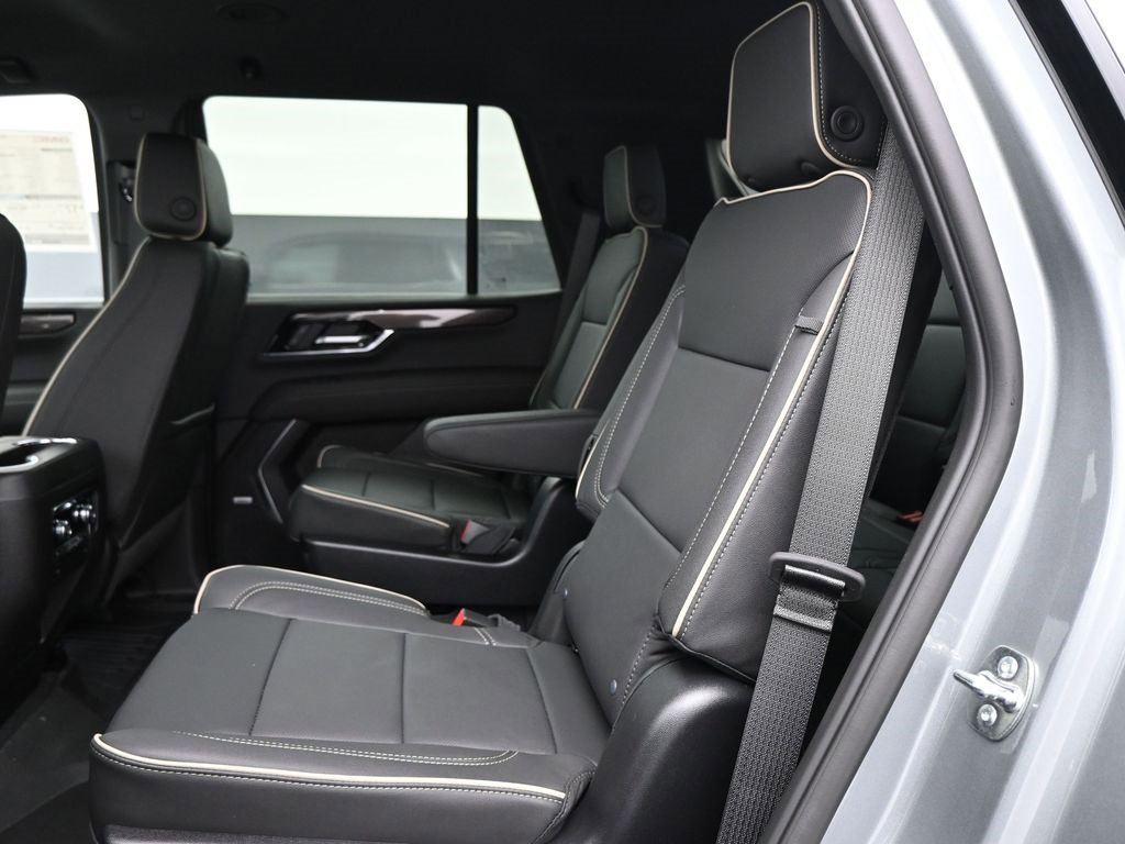 New 2026 GMC Yukon Elevation image 25